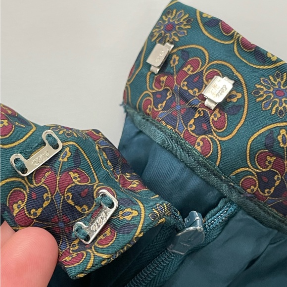 Exquisite Medallion print size 8 Vintage Green 100% silk Pencil Skirt - Picture 6 of 9